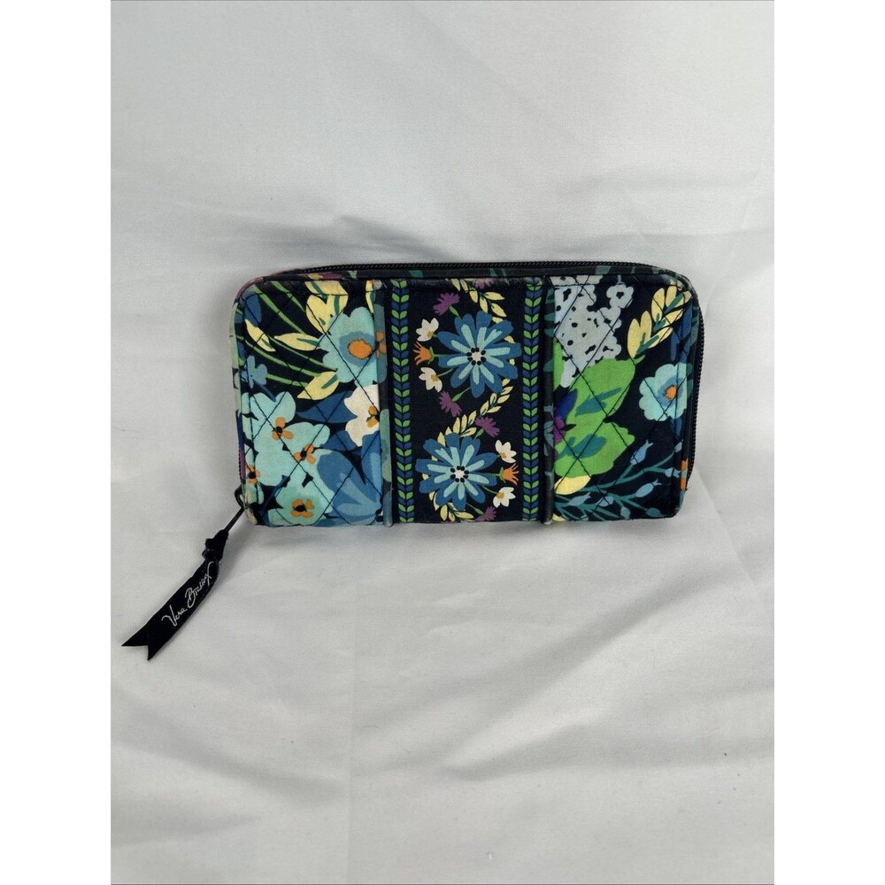 Vera Bradley Midnight Blues Accordion Wallet Zip Around Clutch, 5''x8” Card